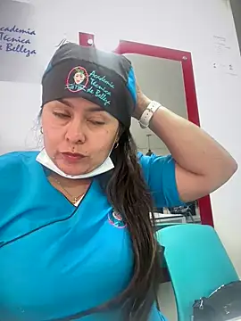 Ixchel Anaid online show from March 11, 2026, 1:27 pm