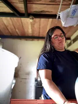 Ixchel Anaid online show from October 30, 2025, 2:14 pm