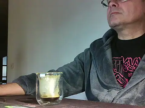 Snapshot of qpmario@xh chatting on March 27, 2026, 6:22 am qpmarioxh online show from March 27, 2026, 6:22 am