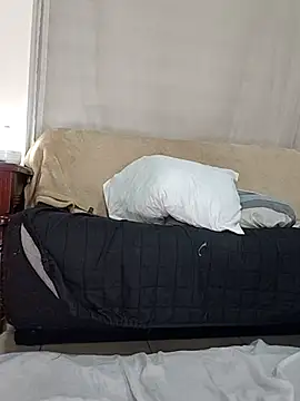 estrella tasty online show from October 25, 2025, 3:49 am