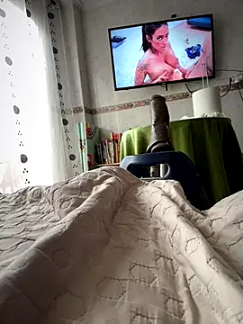 Snapshot of pinkgirls18 chatting on December 21, 2025, 1:02 pm pinkgirls18 online show from December 21, 2025, 1:02 pm