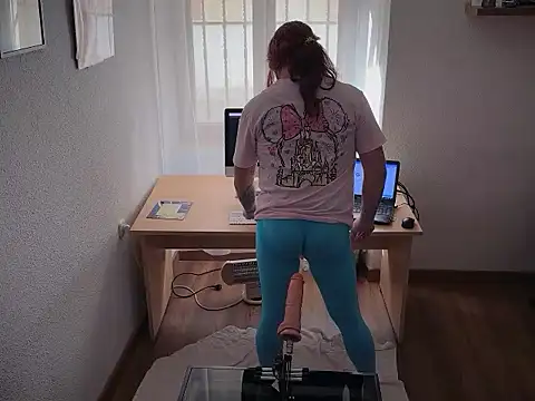 Snapshot of pinkgirls18 chatting on February 12, 2026, 11:43 am pinkgirls18 online show from February 12, 2026, 11:43 am