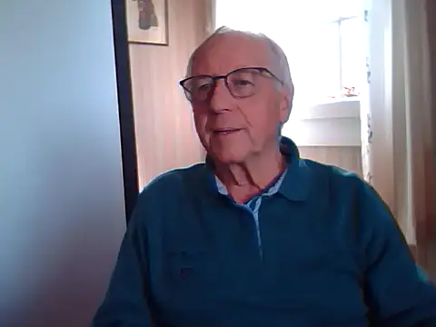 Snapshot of johnjohn622662 chatting on September 16, 2025, 9:43 am johnjohn622662 online show from September 16, 2025, 9:43 am