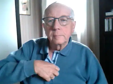 Snapshot of johnjohn622662 chatting on October 5, 2025, 1:35 pm johnjohn622662 online show from October 5, 2025, 1:35 pm