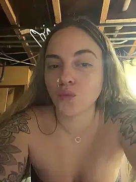 Snapshot of jaseyrae chatting on February 9, 2025, 1:11 am jaseyrae online show from February 9, 2025, 1:11 am