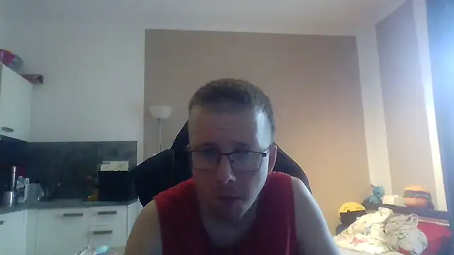 Snapshot of David250692 chatting on July 2, 2026, 6:30 am David250692 online show from July 2, 2026, 6:30 am