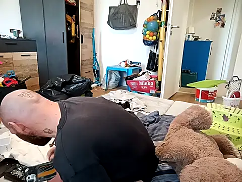 Snapshot of ganjaman871231 chatting on November 13, 2025, 9:46 am ganjaman871231 online show from November 13, 2025, 9:46 am