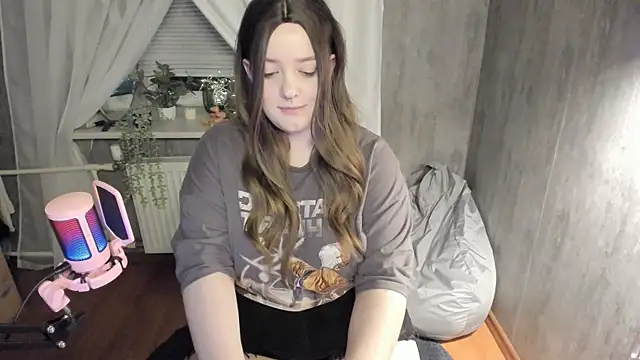 Snapshot of Sophia_Edwards chatting on February 1, 2025, 6:19 pm Sophia Edwards online show from February 1, 2025, 6:19 pm