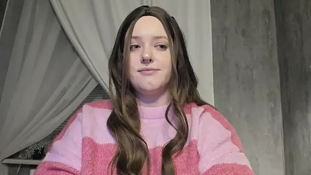 Snapshot of Sophia_Edwards chatting on December 7, 2024, 8:22 pm Sophia Edwards online show from December 7, 2024, 8:22 pm