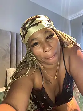 CurvyDesire1 online show from February 27, 2026, 5:51 am