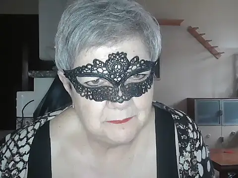 Snapshot of simona60 chatting on May 14, 2026, 1:19 pm simona60 online show from May 14, 2026, 1:19 pm