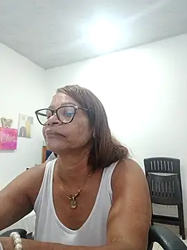 BustyMilf  online show from September 21, 2025, 1:16 pm
