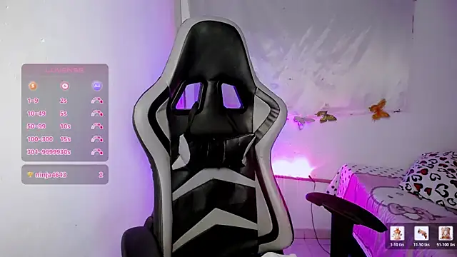 ninatiny online show from February 3, 2026, 9:03 am