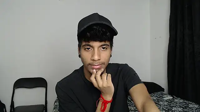 stevenosori online show from November 2, 2025, 2:16 am