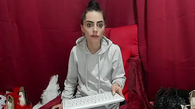 jessystarr online show from February 7, 2026, 5:21 pm