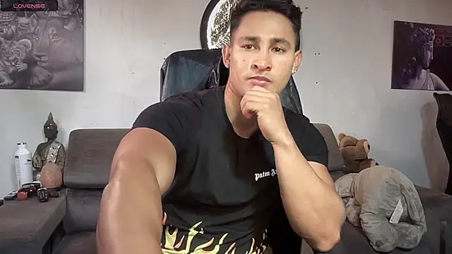 BenjaminCooperk online show from October 9, 2025, 6:03 am