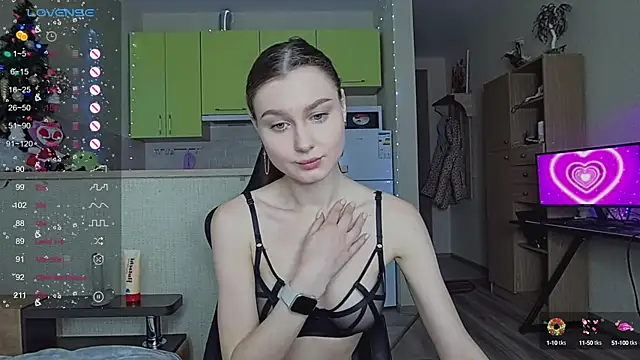 Snapshot of _Sweet_Lilit_ chatting on January 7, 2025, 10:44 am  Sweet Lilit  online show from January 7, 2025, 10:44 am