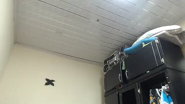 adrixxx38 online show from May 29, 2026, 7:53 pm
