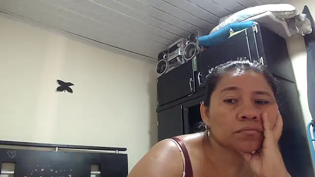 adrixxx38 online show from May 13, 2026, 4:47 pm