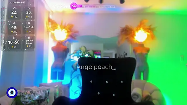 Angel Peach online show from December 15, 2025, 1:06 pm