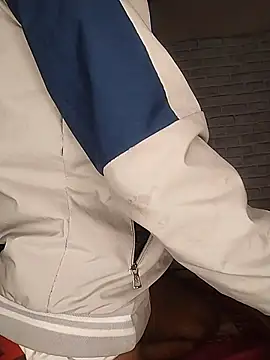 sujanmanda online show from December 18, 2025, 4:17 am