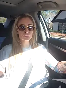 HollyTattoo online show from February 26, 2025, 7:42 pm