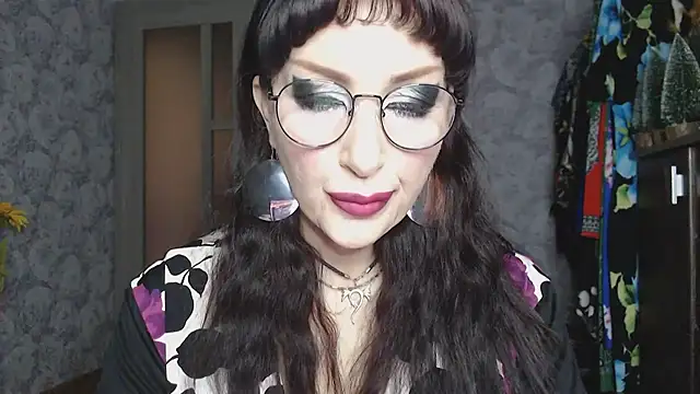 Snapshot of Aziza1 chatting on November 26, 2025, 8:47 am Aziza1 online show from November 26, 2025, 8:47 am