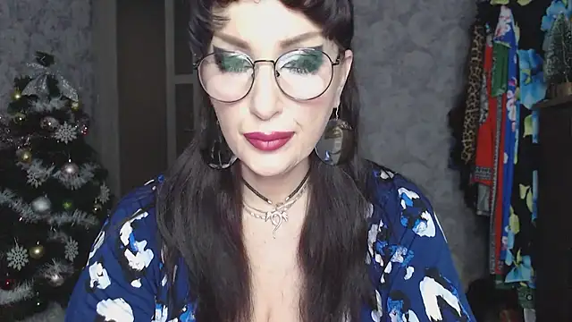 Snapshot of Aziza1 chatting on January 14, 2026, 10:41 am Aziza1 online show from January 14, 2026, 10:41 am