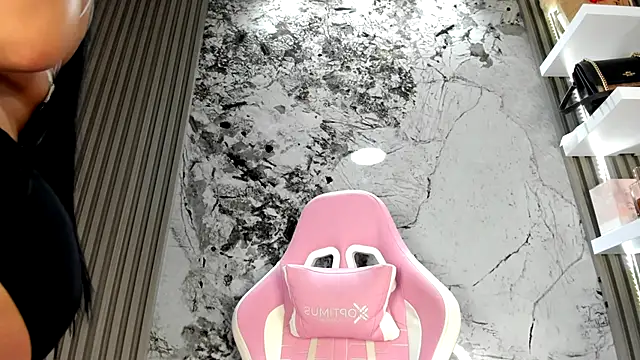 Snapshot of Loren_Baker chatting on November 29, 2025, 5:02 pm Loren Baker online show from November 29, 2025, 5:02 pm