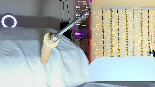 Snapshot of Alessandra_Smith chatting on November 14, 2025, 8:12 pm Alessandra Smith online show from November 14, 2025, 8:12 pm