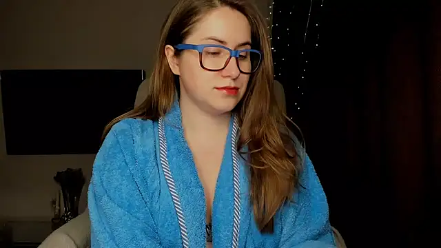 SeasonalSomeone online show from November 19, 2025, 8:20 pm