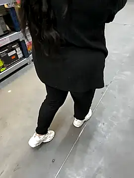 Snapshot of Babby_Angel_ chatting on April 7, 2026, 1:18 am Babby Angel online show from April 7, 2026, 1:18 am