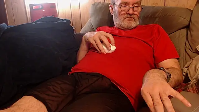 snickers1 online show from March 17, 2026, 4:04 am