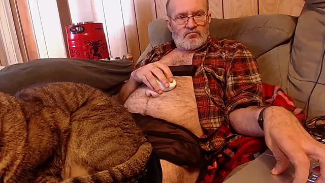 snickers1 online show from February 26, 2026, 7:14 pm