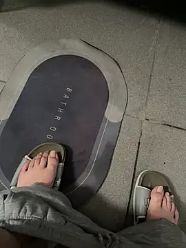 arju9699 online show from February 6, 2026, 4:41 am