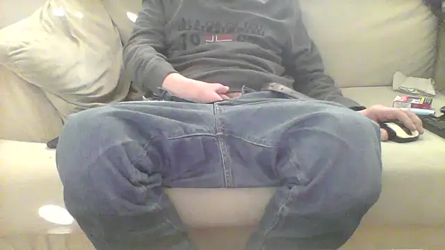 Snapshot of CastTaurus chatting on February 27, 2026, 8:47 am CastTaurus online show from February 27, 2026, 8:47 am