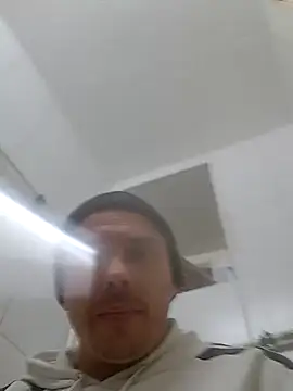 Pavelbure77 online show from November 21, 2025, 6:40 pm