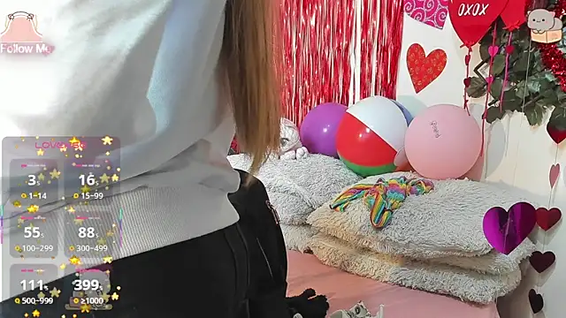 DestinyHills online show from February 19, 2026, 12:02 pm