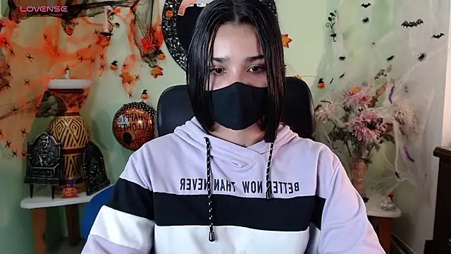 DestinyHills online show from October 29, 2025, 12:15 pm