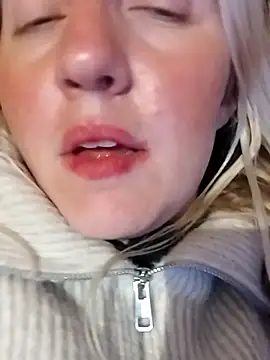 Snapshot of Mllesha74000 chatting on January 25, 2025, 7:28 pm Mllesha74000 online show from January 25, 2025, 7:28 pm