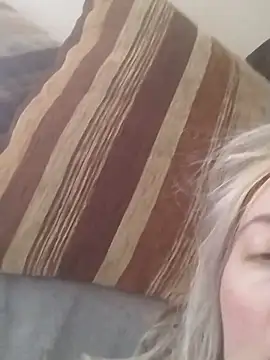 Snapshot of Mllesha74000 chatting on March 7, 2025, 2:56 pm Mllesha74000 online show from March 7, 2025, 2:56 pm