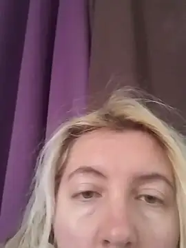 Snapshot of Mllesha74000 chatting on January 12, 2025, 12:23 pm Mllesha74000 online show from January 12, 2025, 12:23 pm