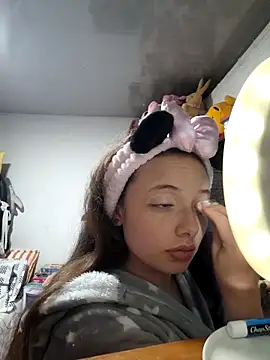 linda-schmidt online show from September 18, 2025, 10:46 pm