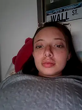 linda-schmidt online show from October 5, 2025, 12:45 am