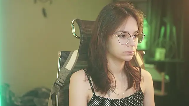 Snapshot of alyssa_sweet chatting on February 26, 2026, 4:45 am alyssa sweet online show from February 26, 2026, 4:45 am