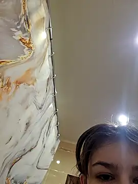 alyssa sweet online show from December 15, 2025, 7:03 am