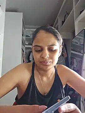 DirtySnowball69 online show from May 16, 2026, 9:14 pm