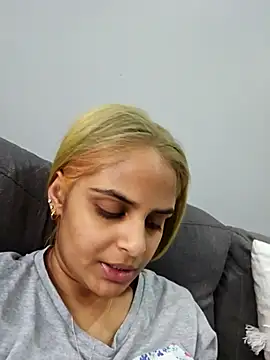 DirtySnowball69 online show from September 13, 2025, 1:11 pm