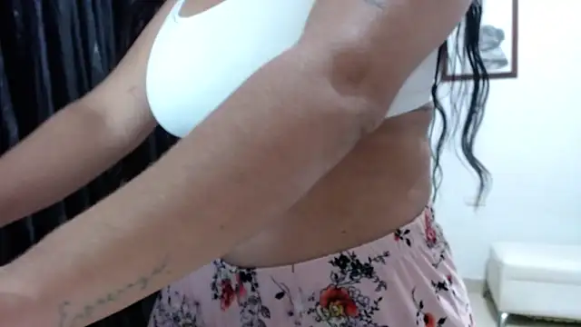 venuz mendoza20 online show from September 18, 2025, 1:47 pm