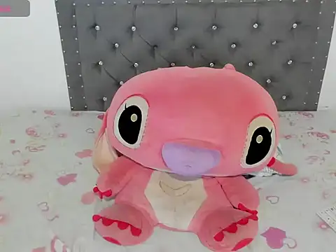 NinaGrey  online show from November 29, 2025, 11:27 pm